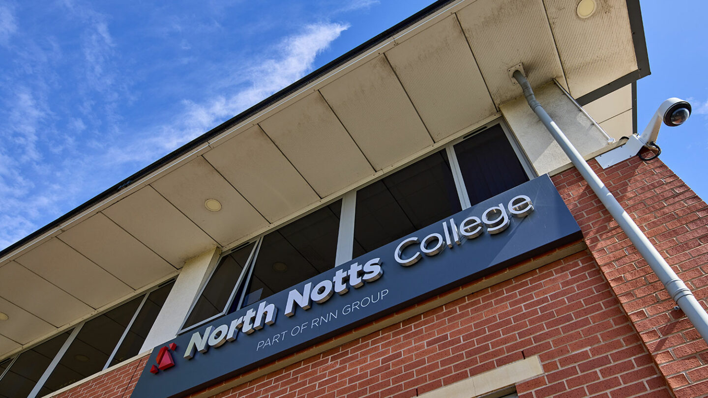 North Notts College signage